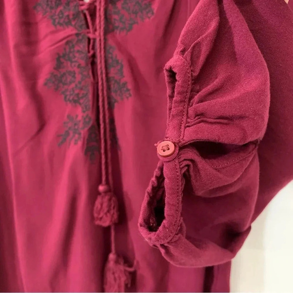 Lucky Brand Womans Top Medium Lot American Eagle Maroon Print Lightweight 2012 - Picture 8 of 12